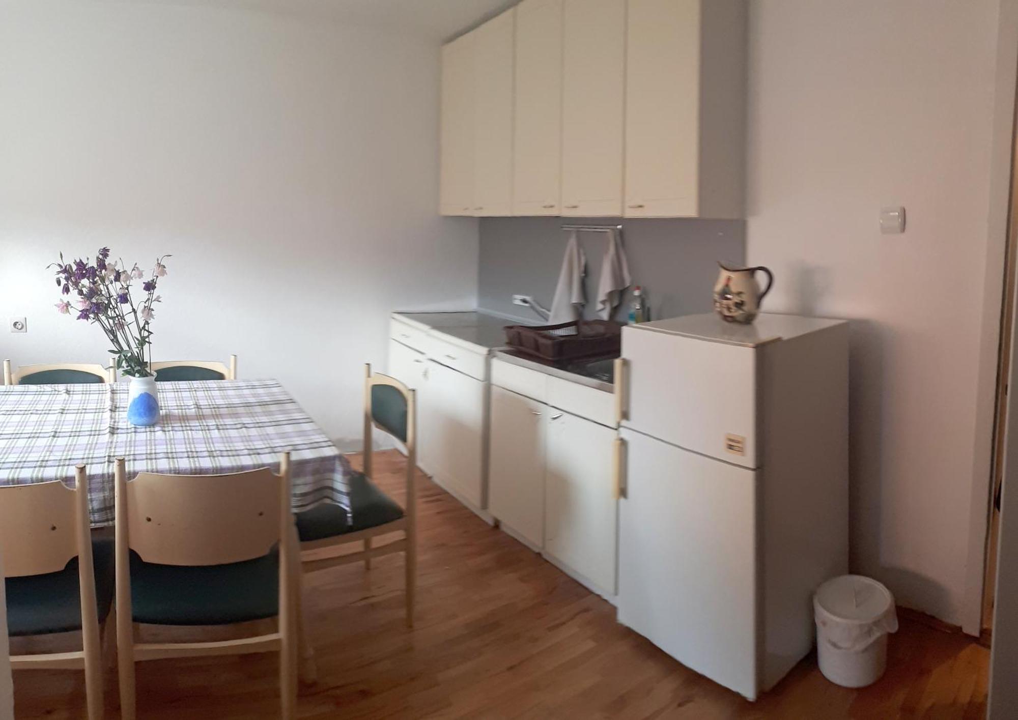 Edelweiss Hostel Štip Exteriör bild
