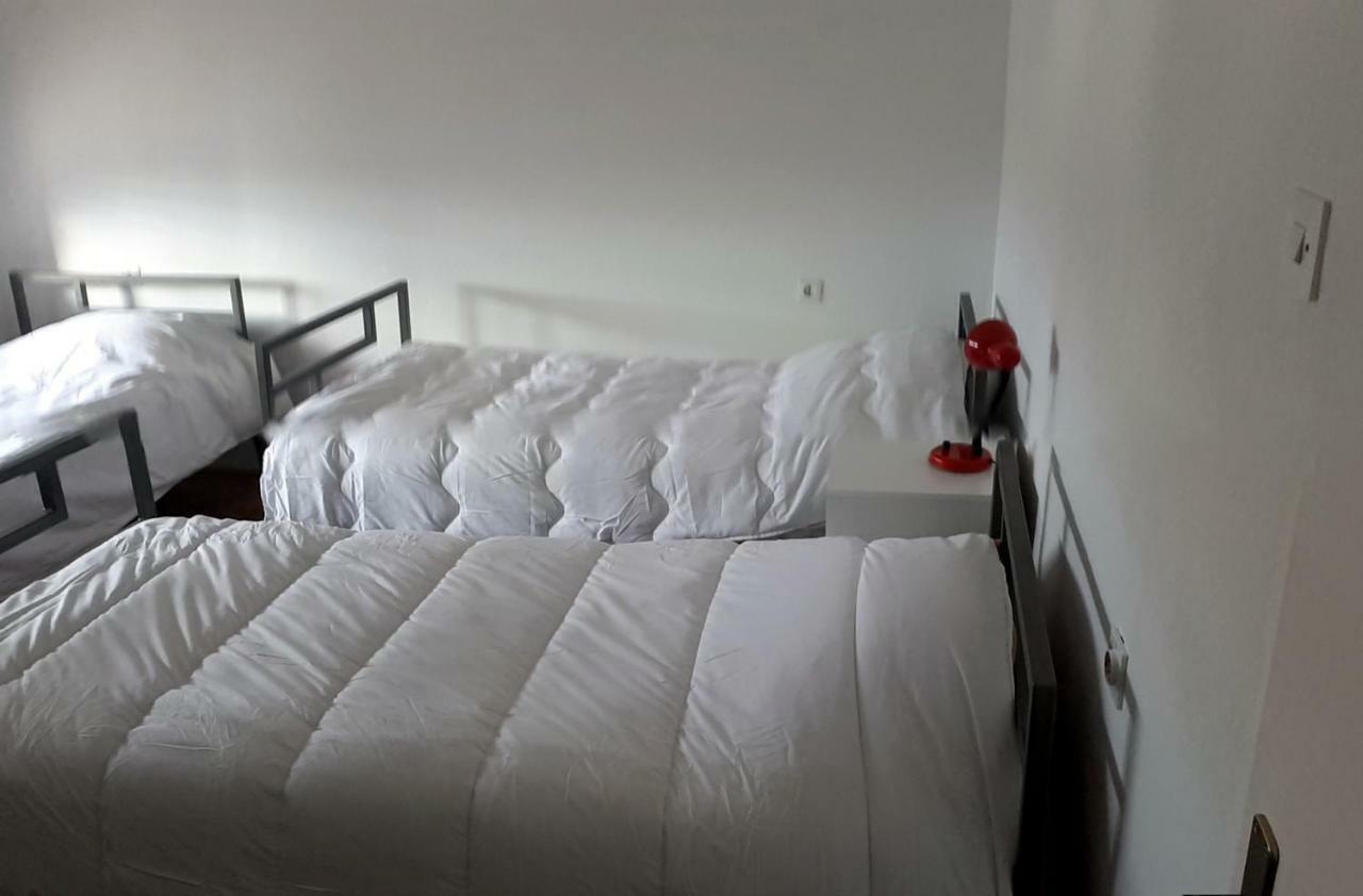 Edelweiss Hostel Štip Exteriör bild